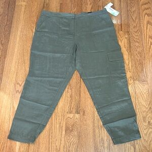 NWT REITMANS PETITE SLIM CROPPED PANTS CARGO POCKET ZIPPER SIZE 16